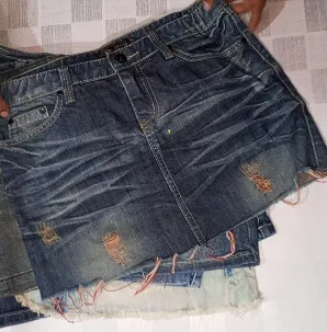S.no 36 mini skirts mix brand 21 pieces